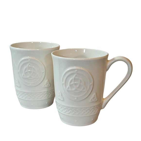 Belleek classic Celtic Mugs - set of two - Picture 9 of 9